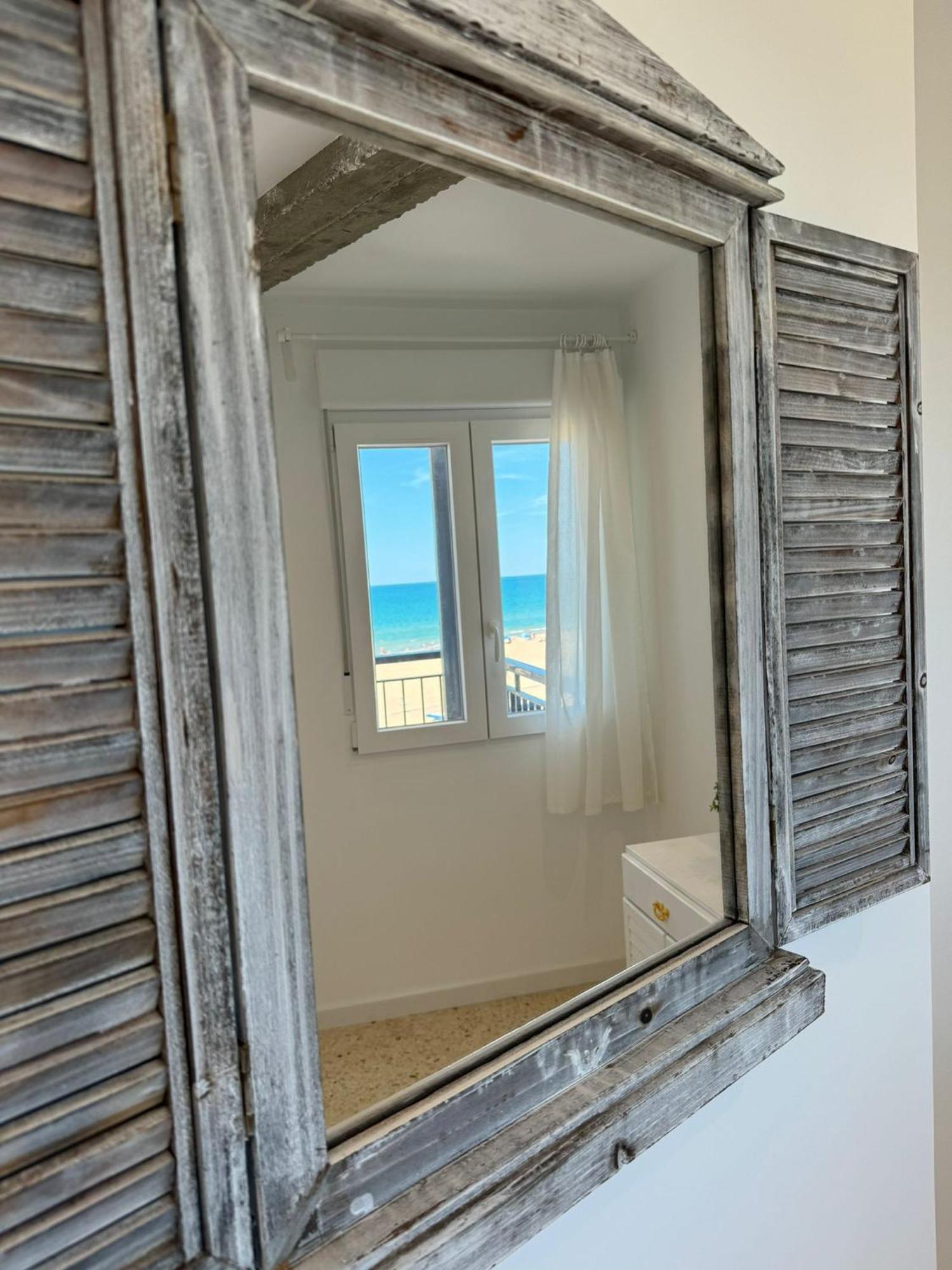 Ag Presidente Apartment Playa de Gandia Bagian luar foto