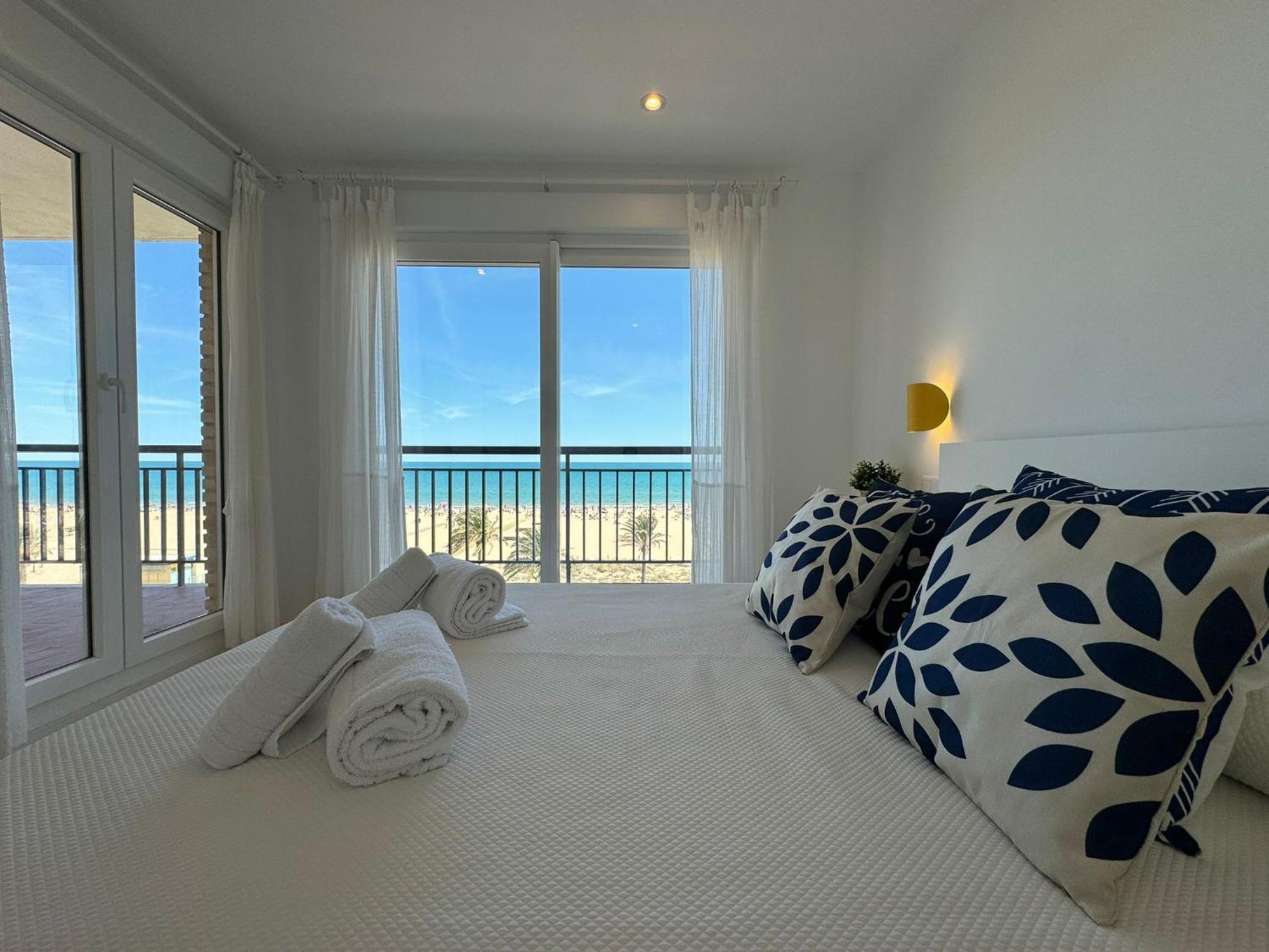 Ag Presidente Apartment Playa de Gandia Bagian luar foto
