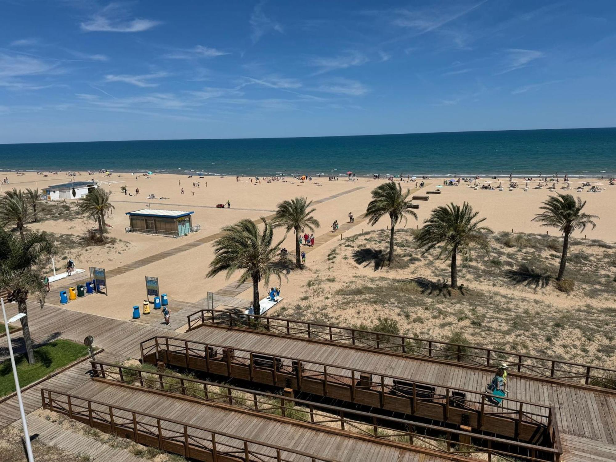 Ag Presidente Apartment Playa de Gandia Bagian luar foto